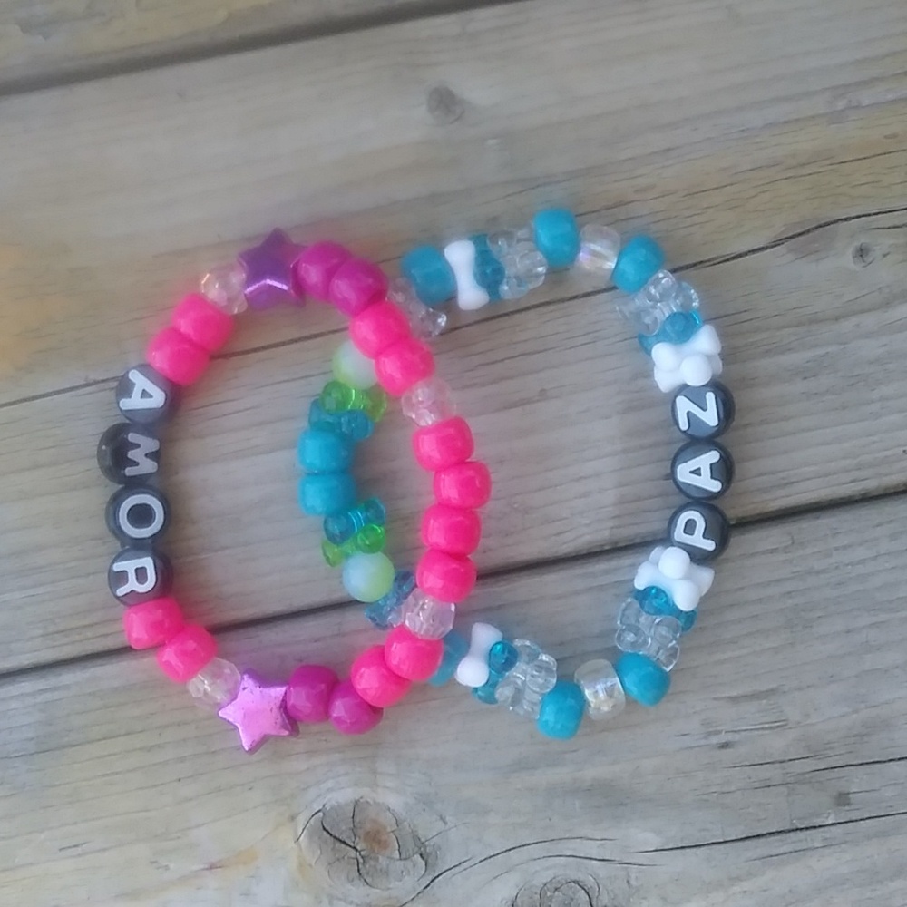 Handmade bracelets. - Picture 5 of 6